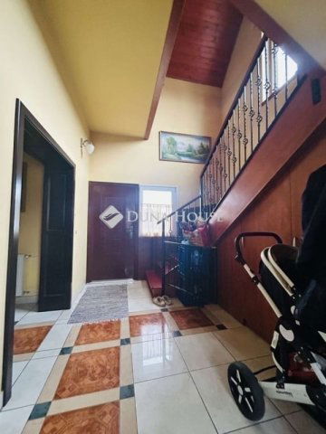 Eladó családi ház, Gyálon 103.5 M Ft, 5 szobás