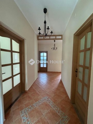 Eladó családi ház, Szegeden, Törő utcában 130 M Ft, 3 szobás