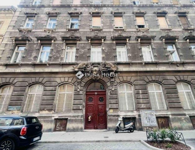 Eladó téglalakás, Budapesten, VI. kerületben 95 M Ft, 2 szobás