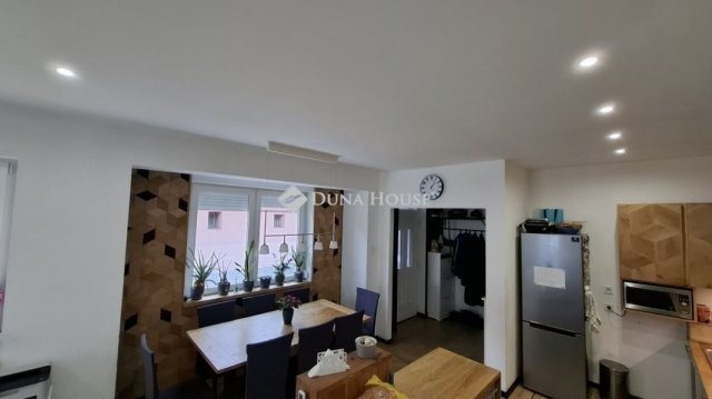 Eladó ikerház, Ócsán 109.9 M Ft, 4 szobás