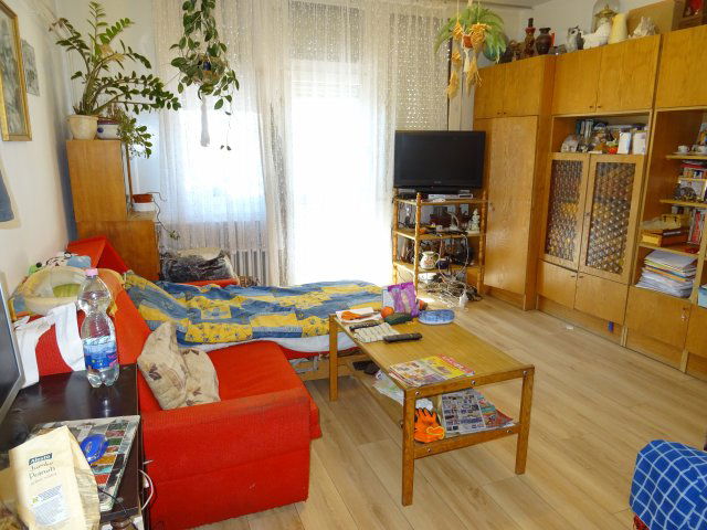 Eladó téglalakás, Szombathelyen 34.99 M Ft, 2+1 szobás
