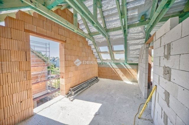 Eladó ikerház, Budapesten, XVIII. kerületben 127.5 M Ft, 5 szobás