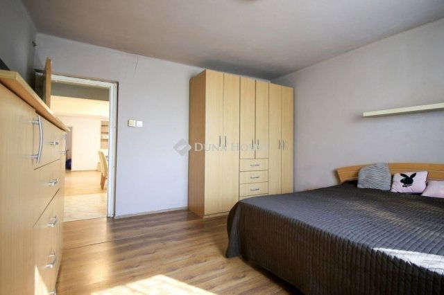 Eladó családi ház, Kerepesen 79.5 M Ft, 4 szobás