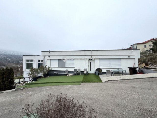 Eladó téglalakás, Budapesten, III. kerületben 169 M Ft, 3 szobás