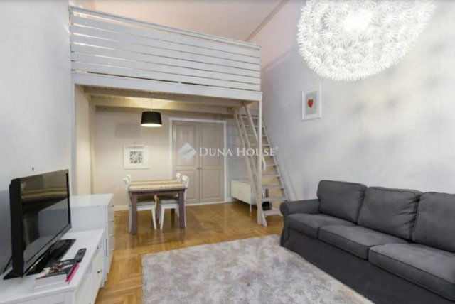 Kiadó téglalakás, albérlet, Budapesten, VI. kerületben