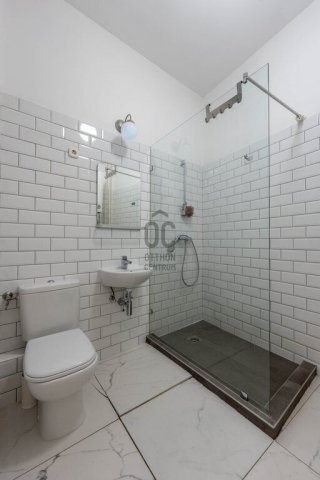 Eladó téglalakás, Budapesten, VI. kerületben 190 M Ft, 5 szobás