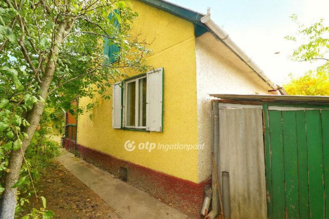 Eladó családi ház, Ráckevén 31.9 M Ft, 2 szobás