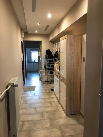 Kiadó téglalakás, albérlet, Szegeden 279 E Ft / hó, 3 szobás