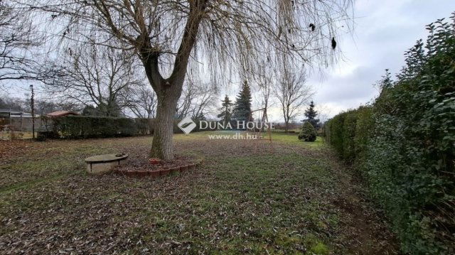Eladó családi ház, Budapesten, XVIII. kerületben 156.9 M Ft