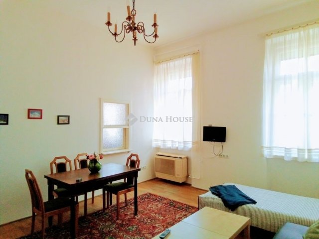 Eladó téglalakás, Szentgotthárdon 41.6 M Ft, 2 szobás