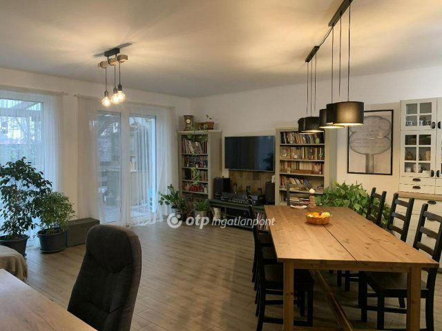 Eladó családi ház, Dabason 115 M Ft, 4 szobás