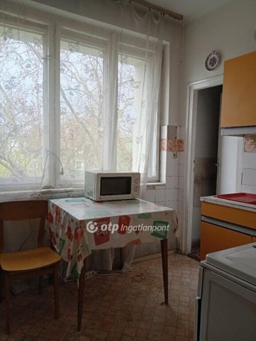 Eladó téglalakás, Budapesten, XXI. kerületben 43.5 M Ft