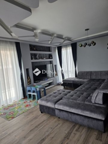 Eladó családi ház, Kerepesen 165 M Ft, 4 szobás