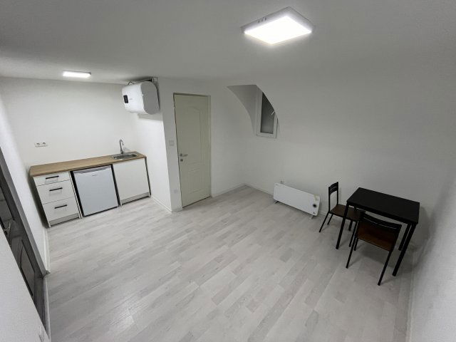 Eladó téglalakás, Budapesten, VI. kerületben, Szófia utcában