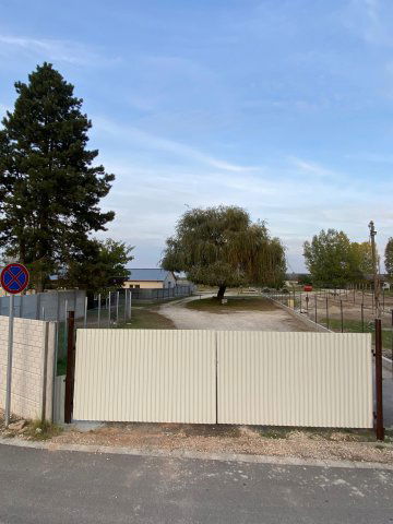 Eladó ipari ingatlan, Ráckevén 51.9 M Ft, 2 szobás