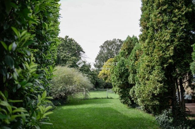 Eladó családi ház, Budapesten, XXI. kerületben 289.9 M Ft