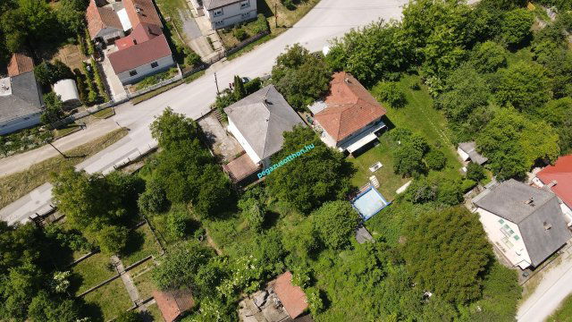 Eladó családi ház, Ózdon 25.9 M Ft, 3 szobás