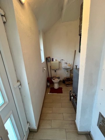 Eladó családi ház, Kislippón 30 M Ft, 2 szobás