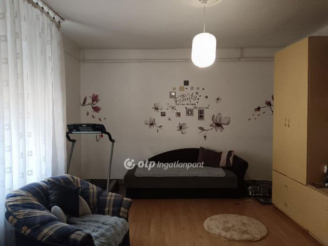 Eladó családi ház, Biriben 39 M Ft, 3 szobás