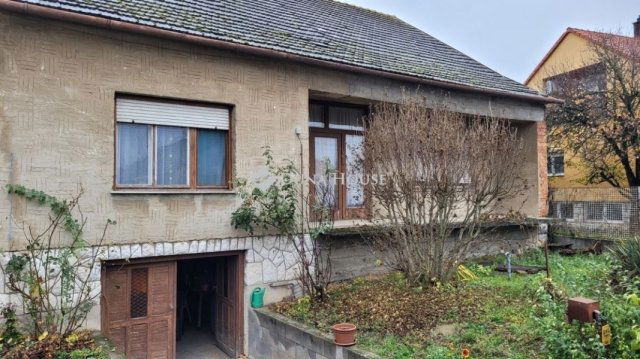 Eladó családi ház, Villányban 45 M Ft, 4 szobás