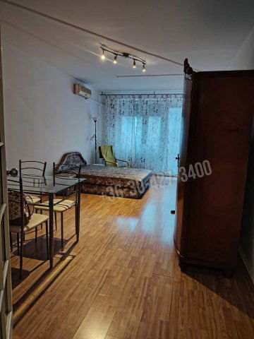 Eladó panellakás, Dunaújvárosban 34.9 M Ft, 2 szobás