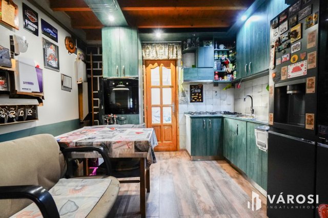 Eladó családi ház, Szigethalmon 49.9 M Ft, 3 szobás