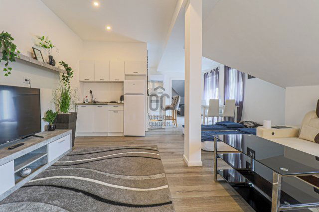 Eladó téglalakás, Fertőszentmiklóson 69.9 M Ft, 2 szobás