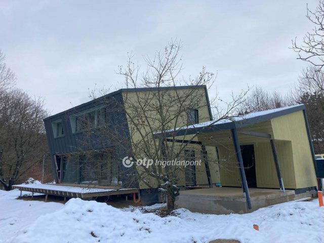 Eladó családi ház, Budakeszin 195 M Ft, 3+2 szobás