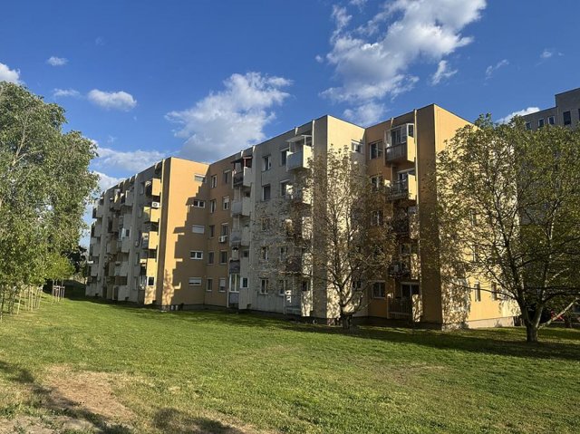 Eladó panellakás, Budapesten, III. kerületben 79.9 M Ft, 3 szobás