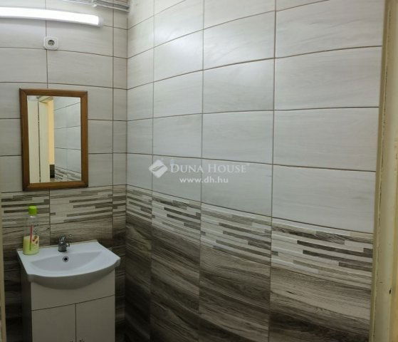 Eladó sorház, Siófokon 59.9 M Ft, 3 szobás