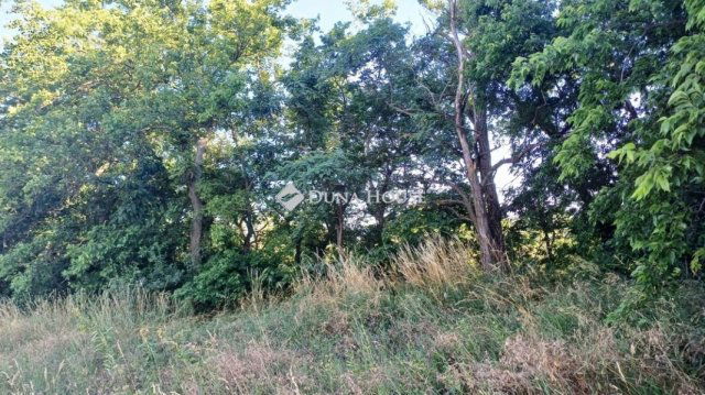 Eladó telek, Fóton 26 M Ft / költözzbe.hu