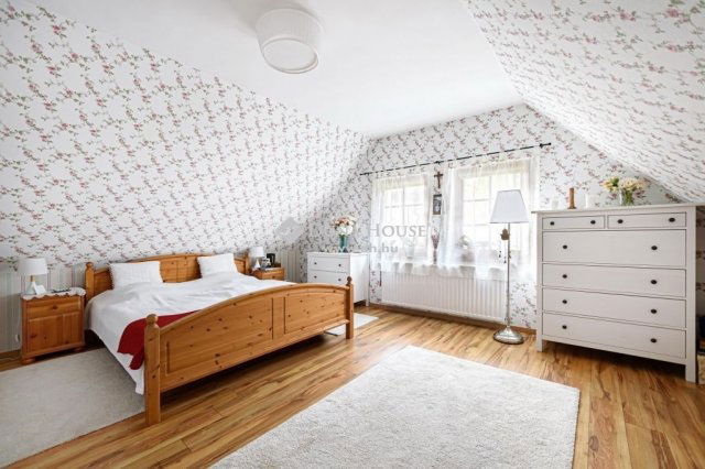 Eladó családi ház, Pilisszentkereszten 168 M Ft, 4 szobás