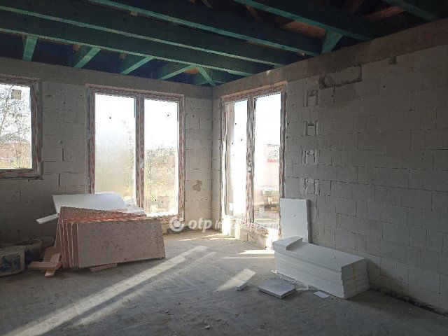 Eladó ikerház, Fóton 115 M Ft, 4 szobás / költözzbe.hu