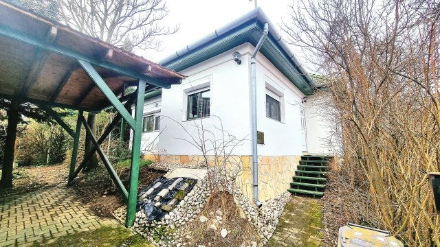 Eladó családi ház, Kemencén 49.9 M Ft, 5 szobás