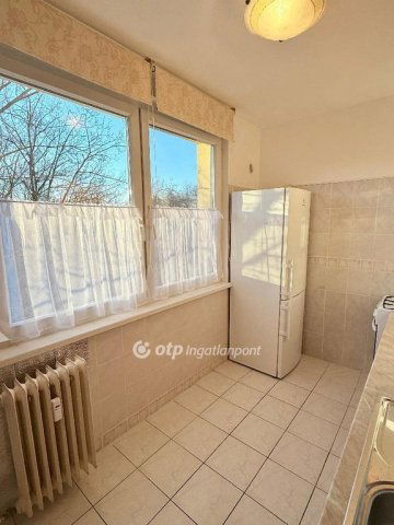 Kiadó panellakás, albérlet, Nyíregyházán 150 E Ft / hó