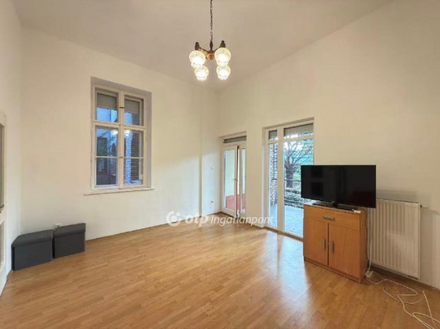 Eladó téglalakás, Budapesten, IX. kerületben 69.5 M Ft, 2 szobás