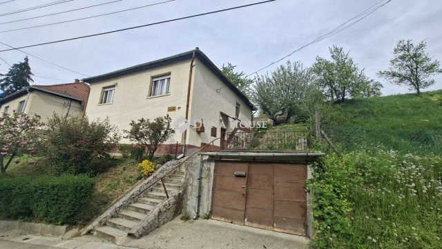Eladó családi ház, Kaposváron, Vikár Béla utcában 53 M Ft