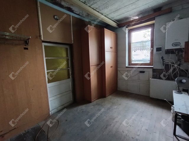 Eladó sorház, Sopronban 35 M Ft, 3 szobás / költözzbe.hu