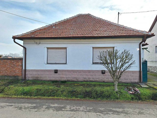 Eladó családi ház, Mezőkövesden 25.9 M Ft, 3 szobás