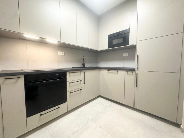 Eladó panellakás, Budapesten, III. kerületben 75.9 M Ft, 2 szobás