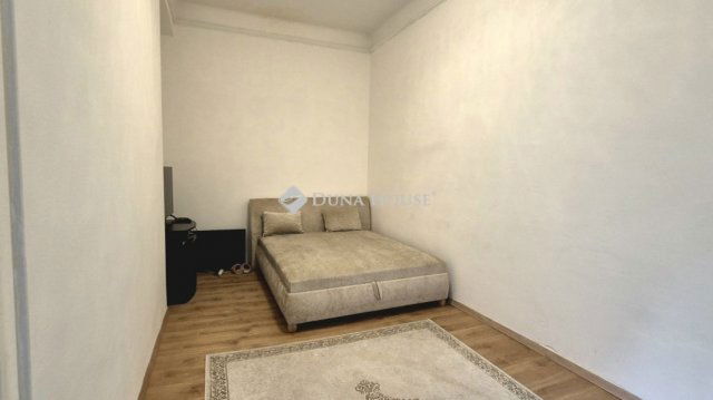 Eladó téglalakás, Budapesten, VIII. kerületben 67 M Ft, 2 szobás