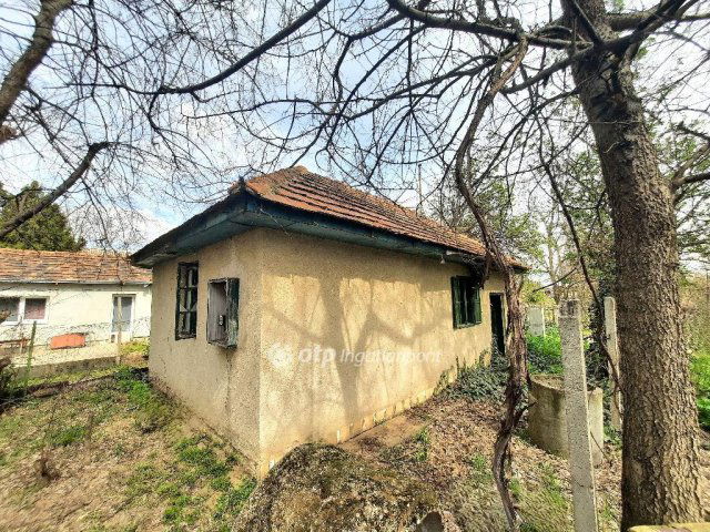 Eladó családi ház, Pilisen 10.49 M Ft, 2 szobás