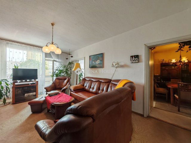 Eladó panellakás, Szolnokon, Bajcsy-Zsilinszky úton 34.5 M Ft