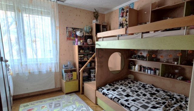 Eladó téglalakás, Budapesten, XIV. kerületben 73.9 M Ft