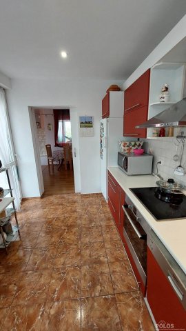 Eladó családi ház, Sopronban 162.9 M Ft, 7 szobás
