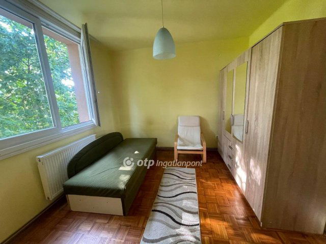 Kiadó téglalakás, albérlet, Kaposváron 130 E Ft / hó