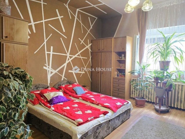 Eladó családi ház, Bólyban 29.9 M Ft, 2 szobás