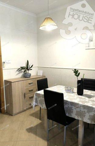 Eladó téglalakás, Kecskeméten 55 M Ft, 1 szobás