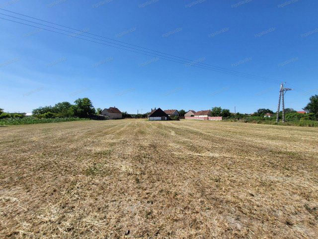 Eladó családi ház, Fábiánházán 13.9 M Ft, 2 szobás