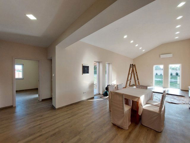 Kiadó családi ház, albérlet, Mórahalmon 350 E Ft / hó